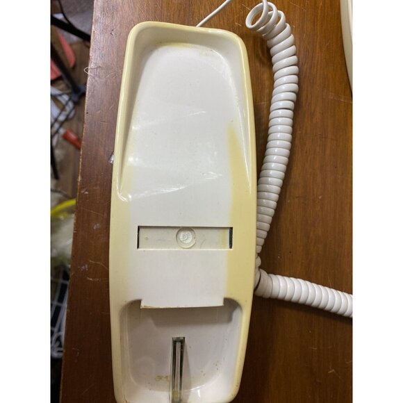 Southwestern Bell System Trimline Touchtone Phone 2-Tone Yellow White Working - Picture 5 of 9